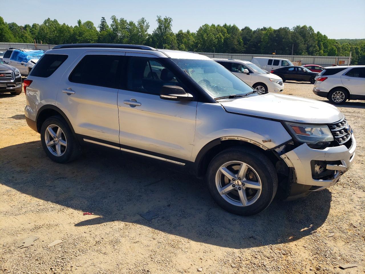 Ford Explorer Xlt