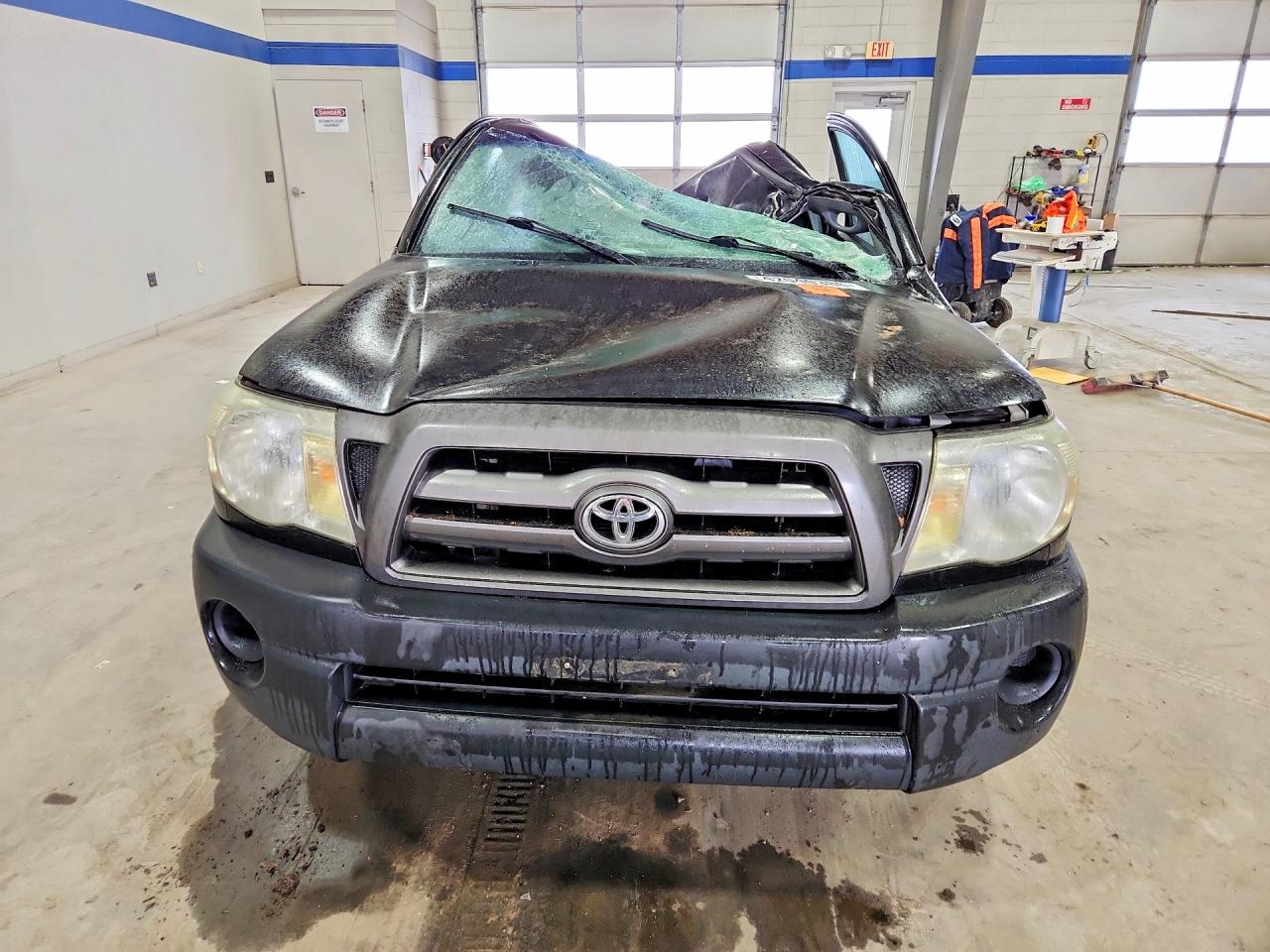Toyota Tacoma Base