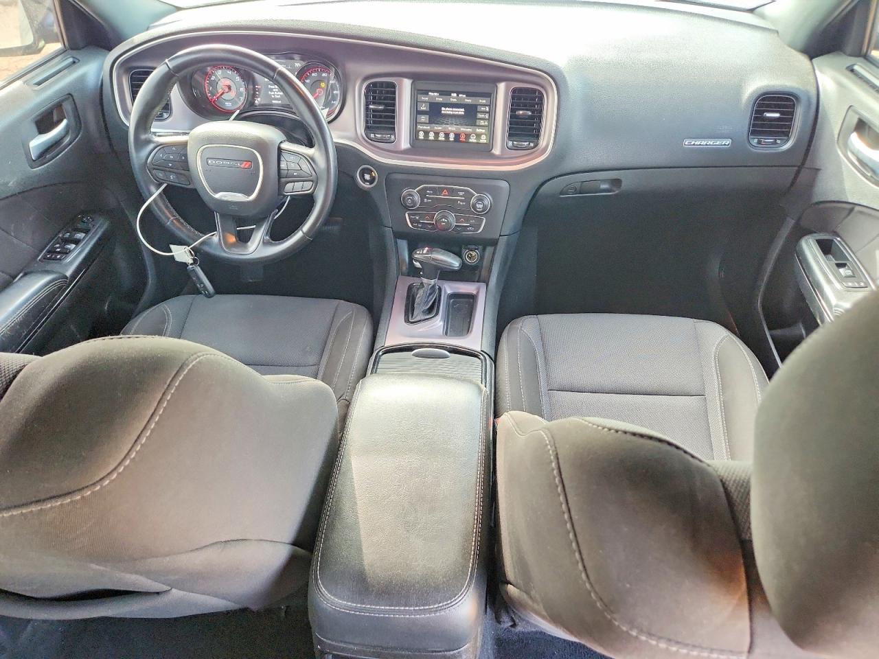 Dodge Charger Sxt