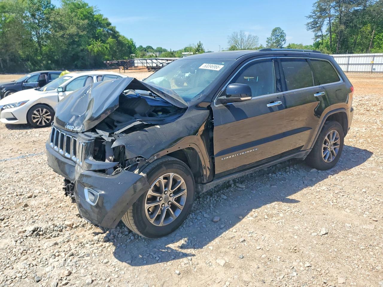 Salvage Jeep Grand Cherokee Image