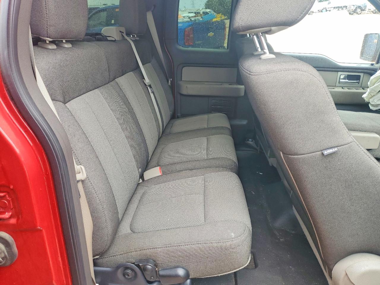 Ford F-150 Super Cab