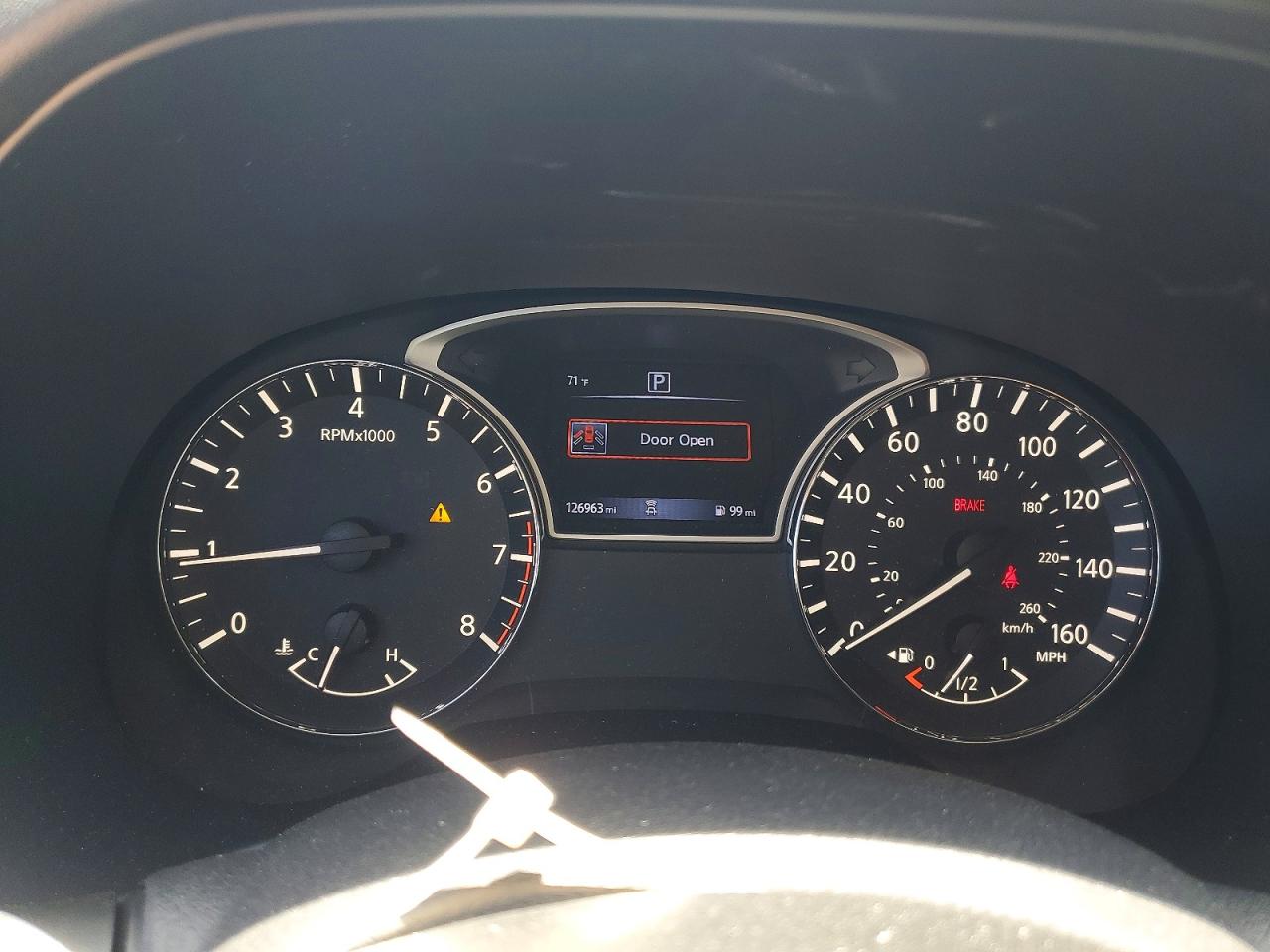 Nissan Pathfinder S
