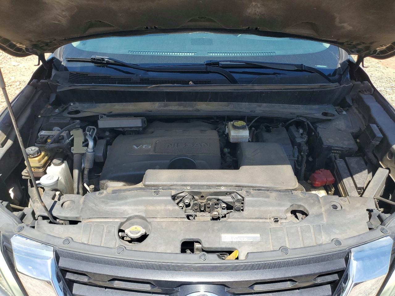 Nissan Pathfinder S