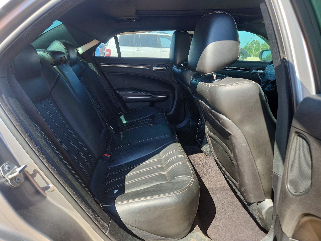Chrysler 300 S
