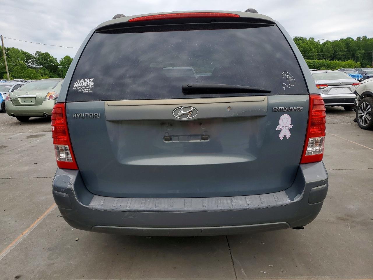 Hyundai Entourage Gls
