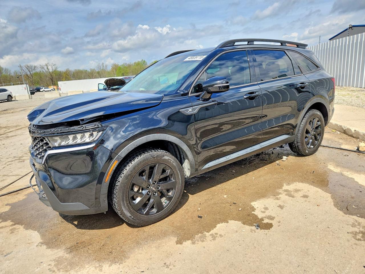 Salvage Kia Sorento Image