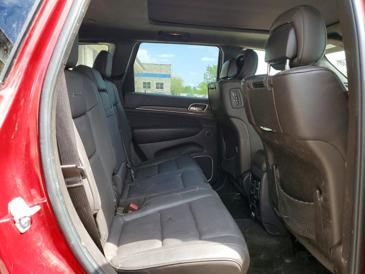 Jeep Cherokee Summit