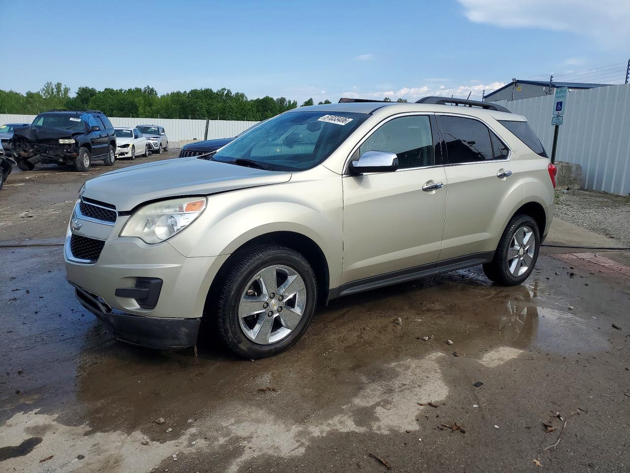 Salvage Chevrolet Equinox Image