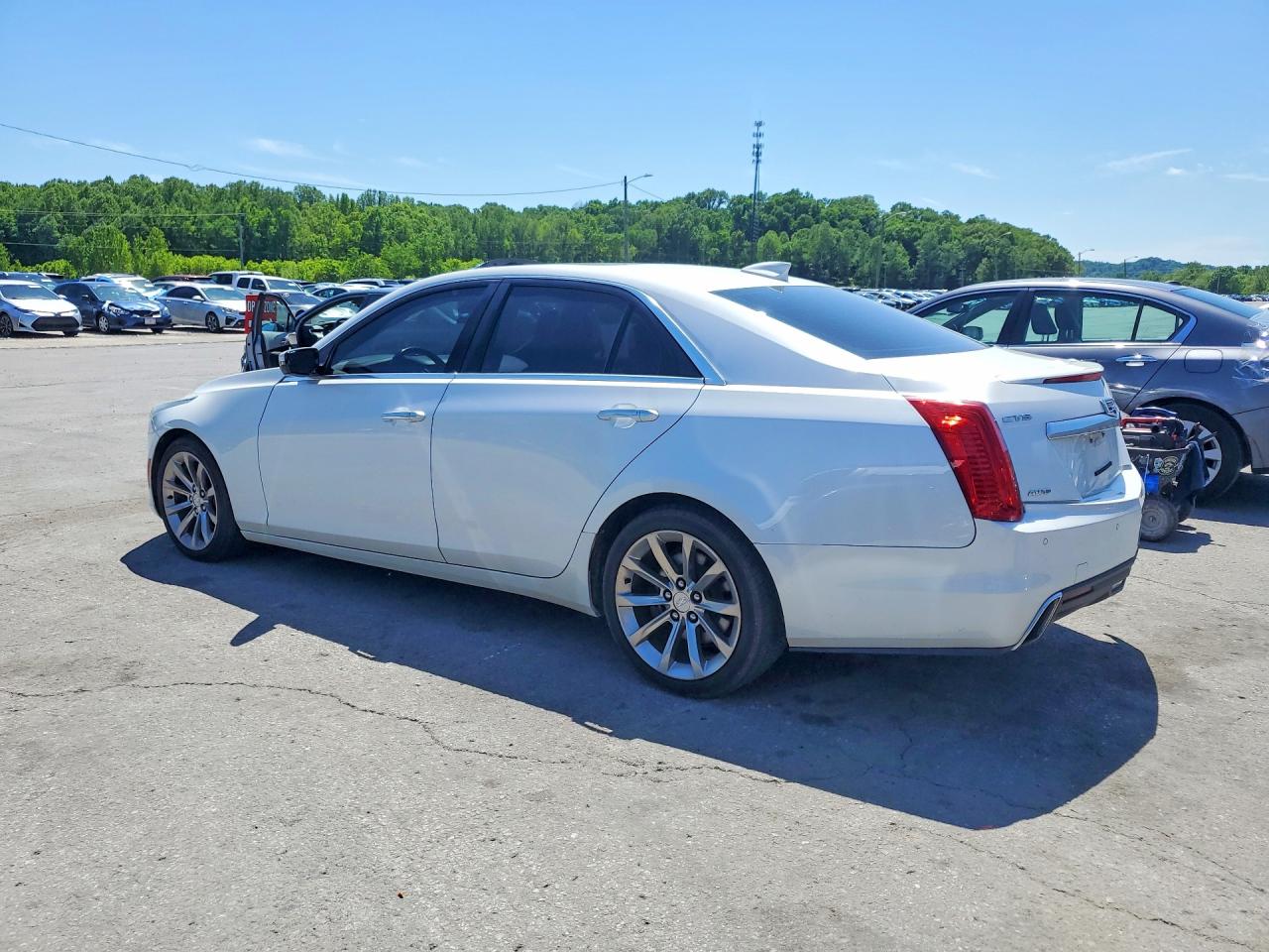 Cadillac CTS Luxury