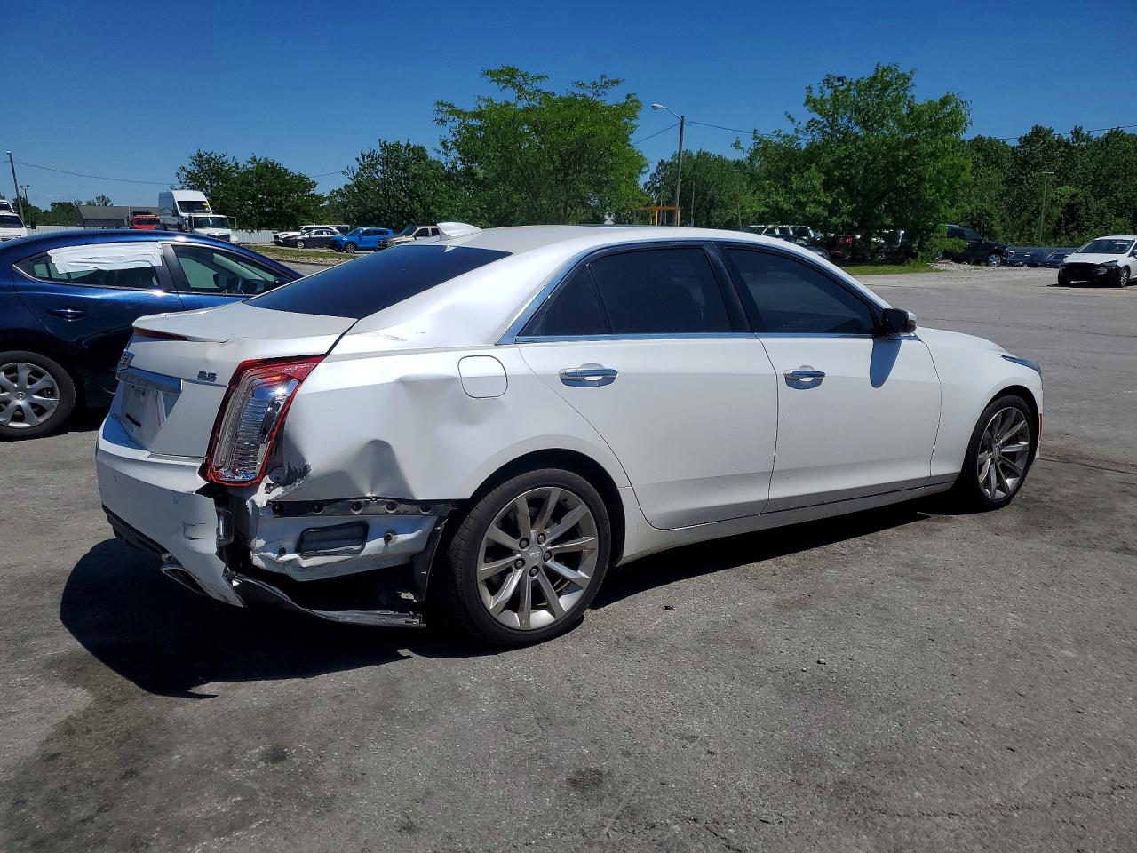 Cadillac CTS Luxury