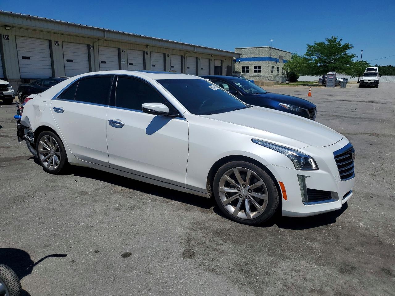 Cadillac CTS Luxury