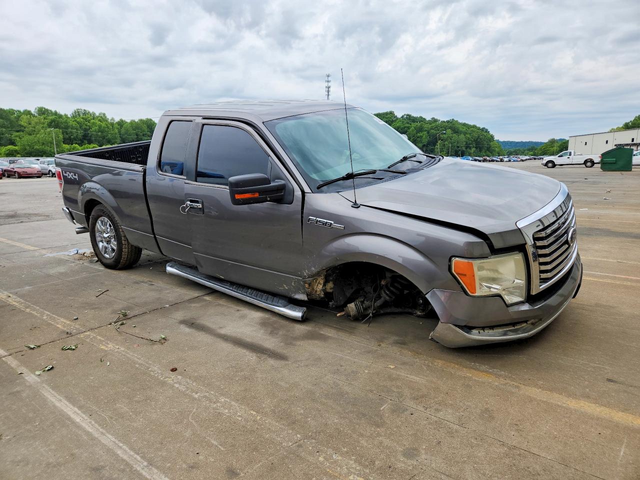 Ford F-150 Super Cab