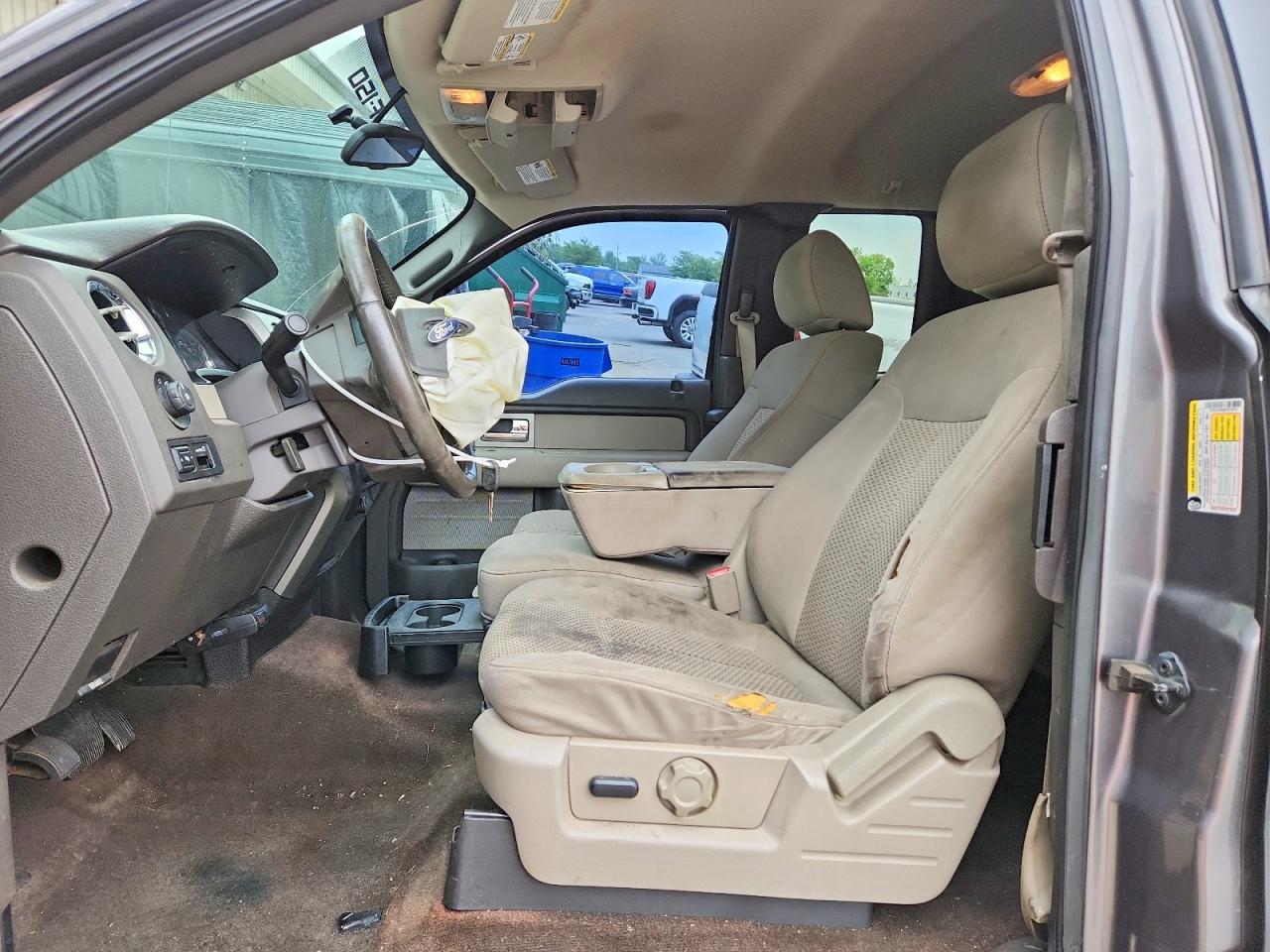 Ford F-150 Super Cab