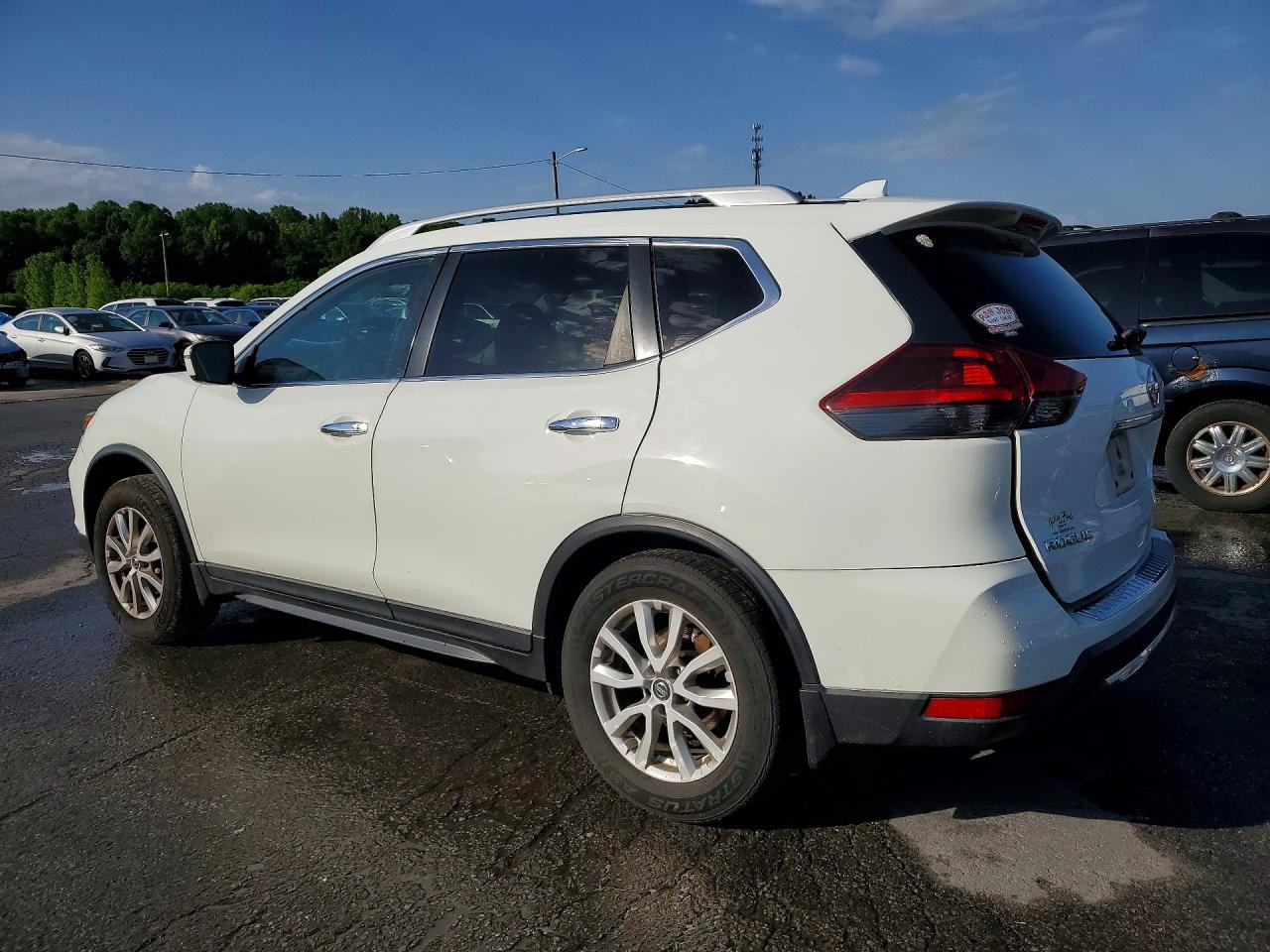 Nissan Rogue S