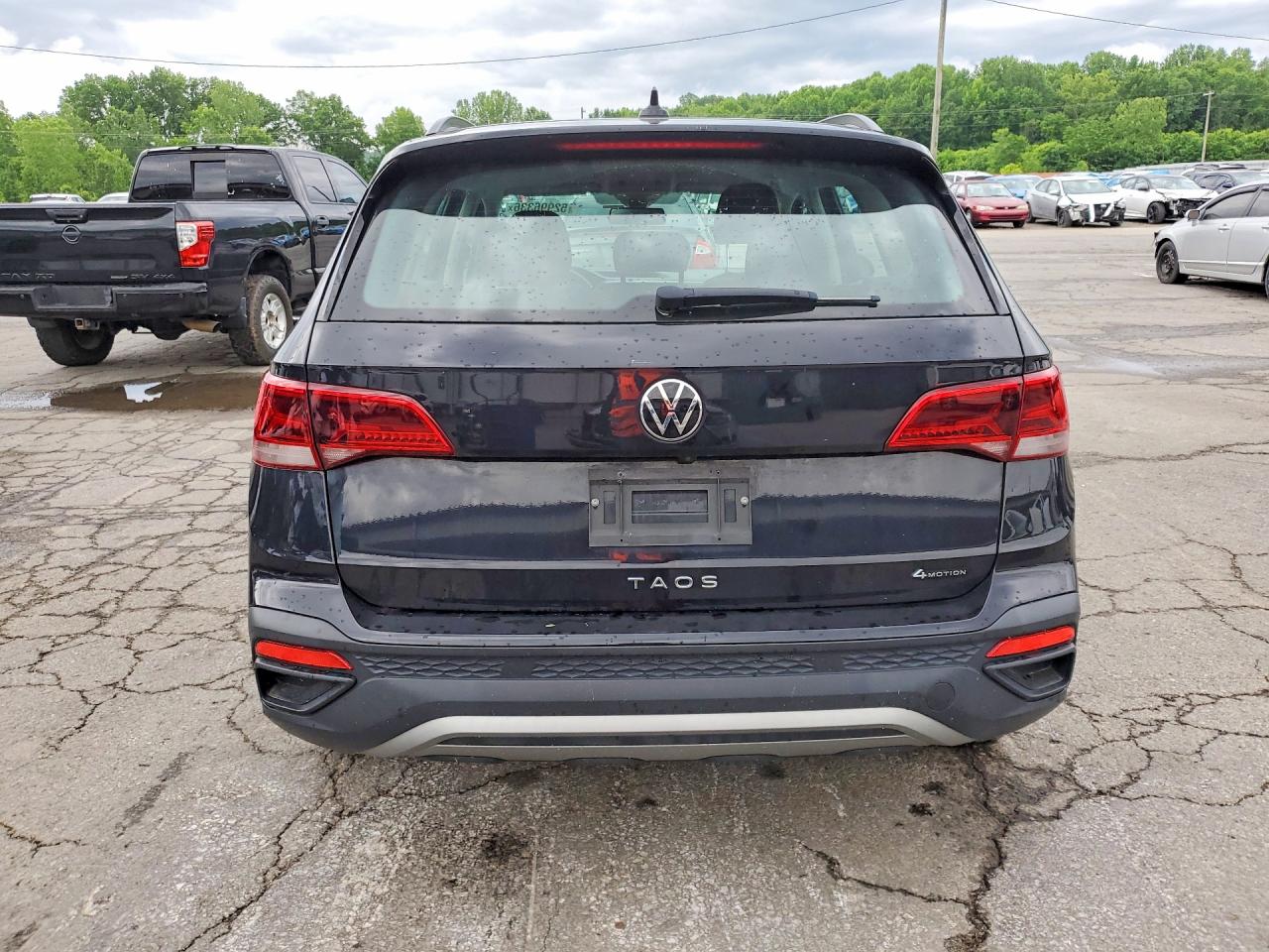 Volkswagen Taos S