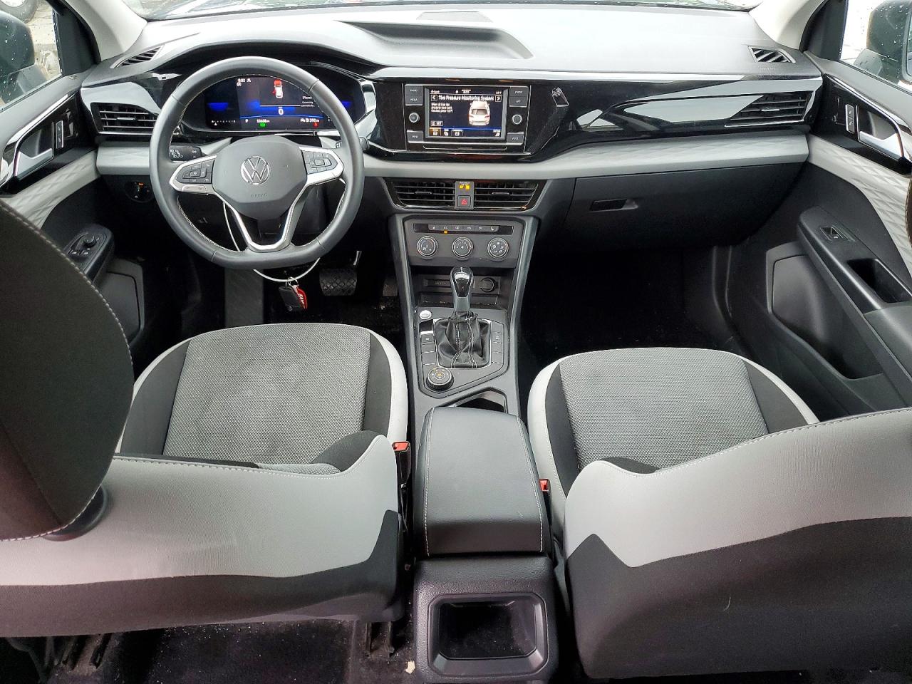 Volkswagen Taos S