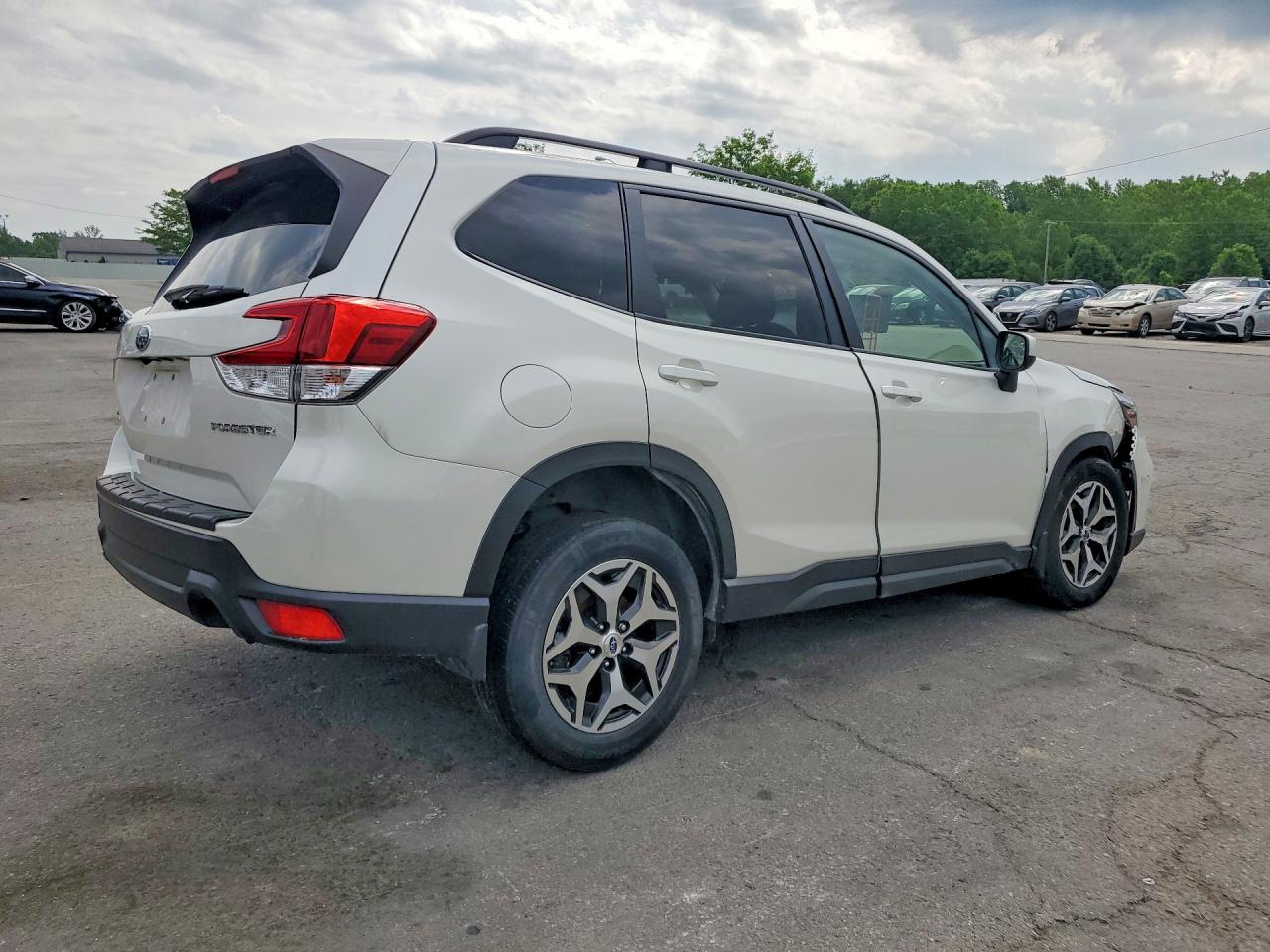 Subaru Forester Premium
