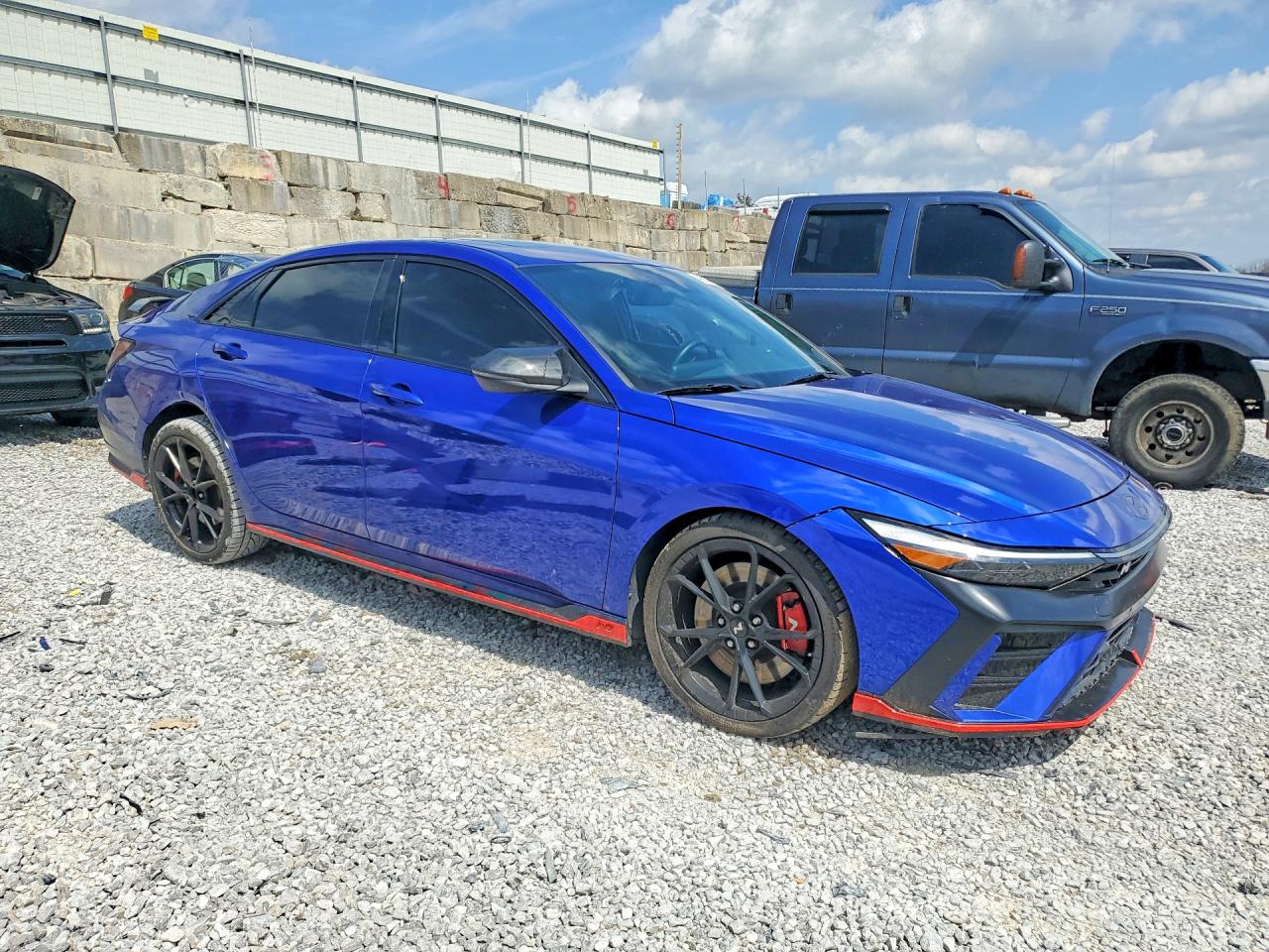Hyundai ELANTRA Base