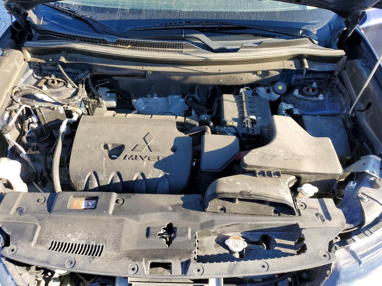 Mitsubishi Outlander Es