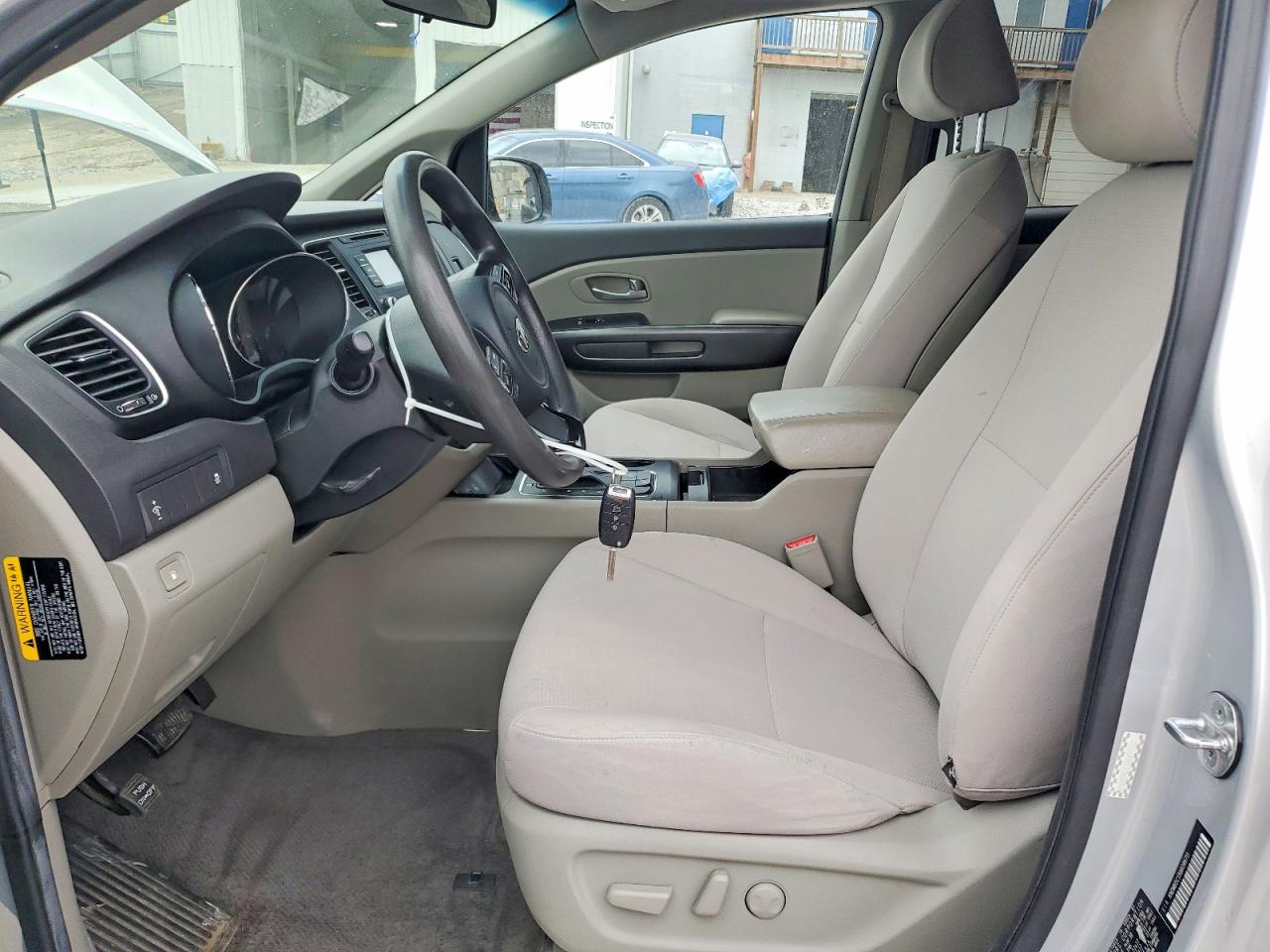 Kia Sedona Lx
