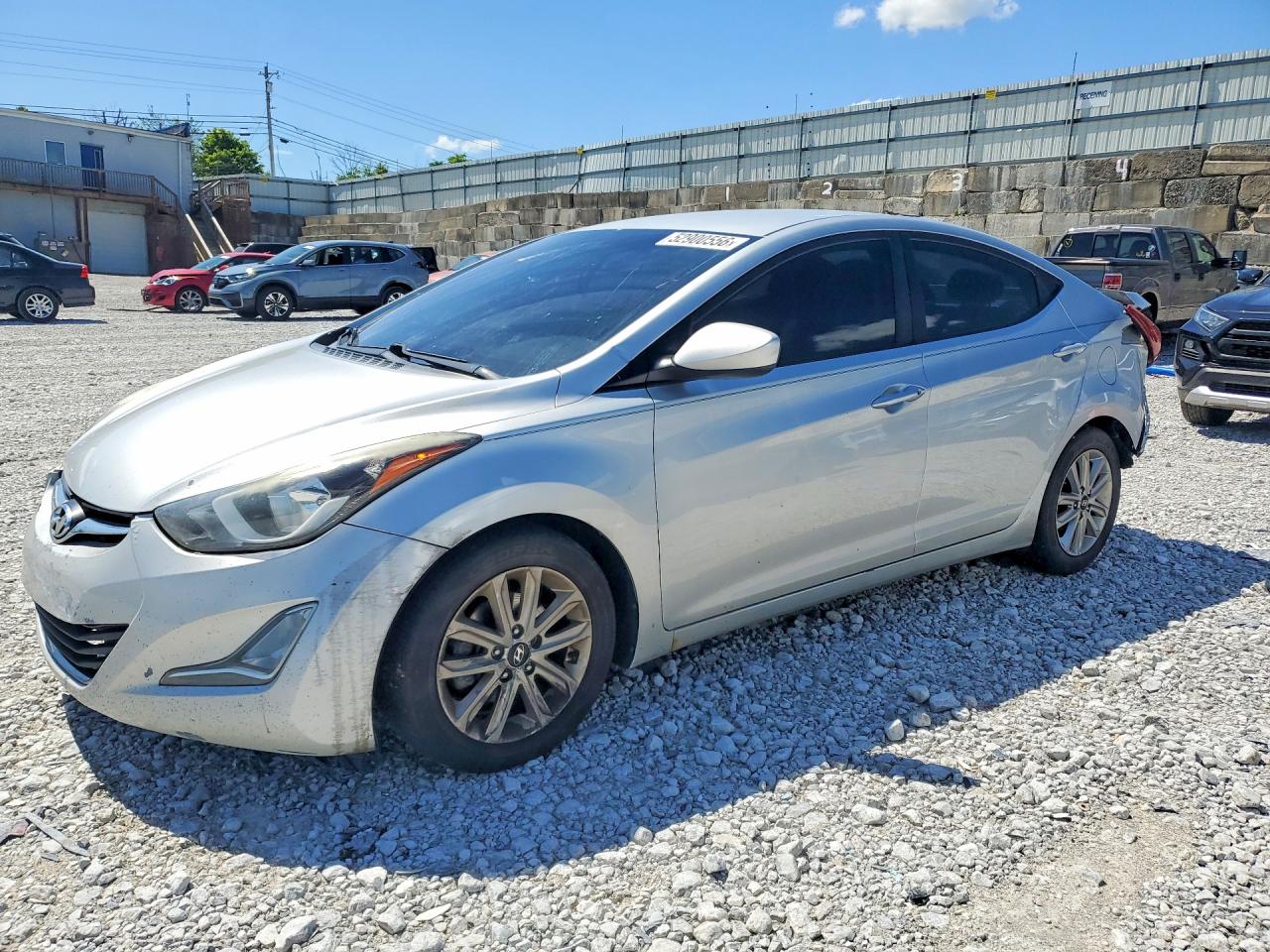 Salvage Hyundai ELANTRA Image