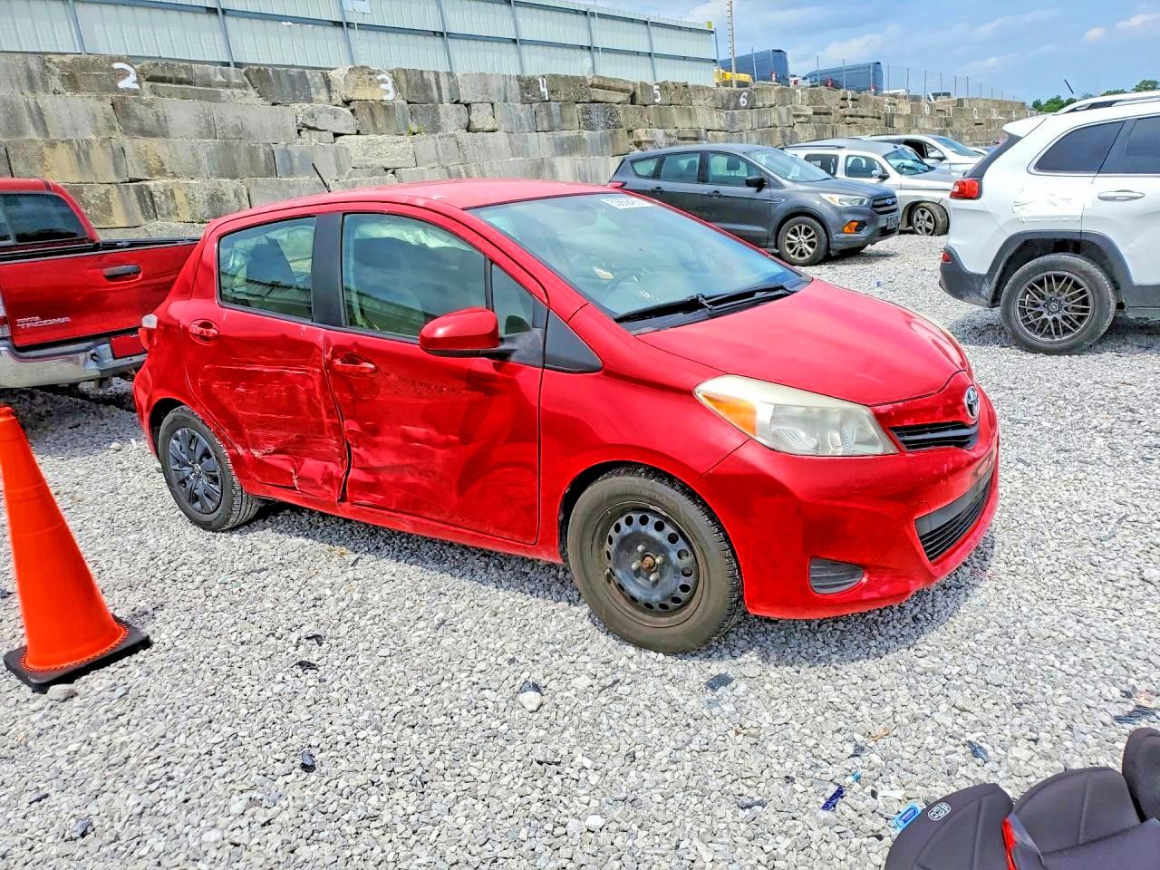 Toyota Yaris 5-door Le