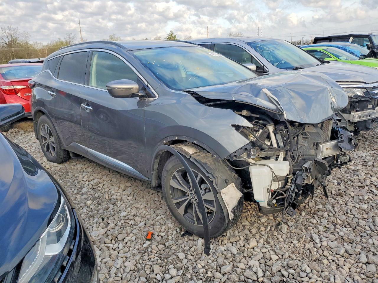 Nissan Murano Sv