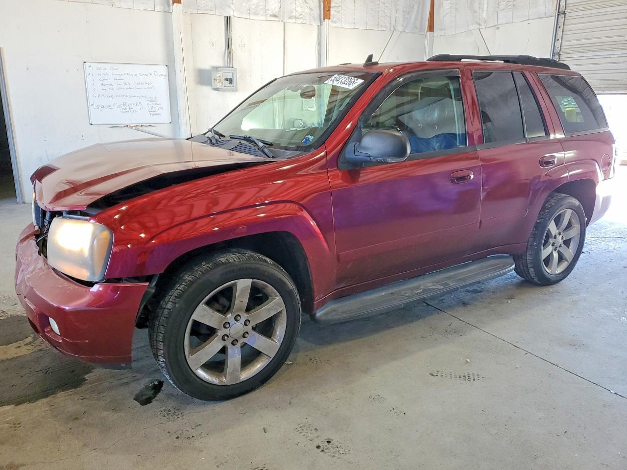 Salvage Chevrolet Trailblazer Image