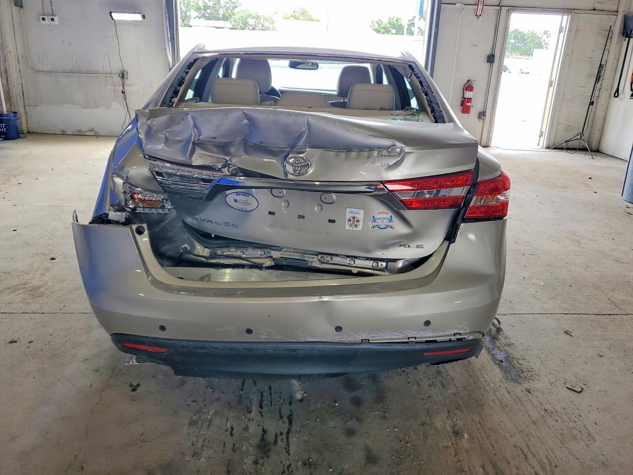 Toyota Avalon Xle Premium