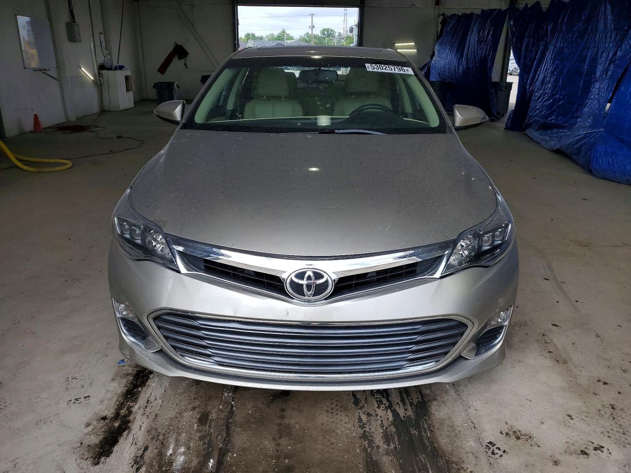 Toyota Avalon Xle Premium
