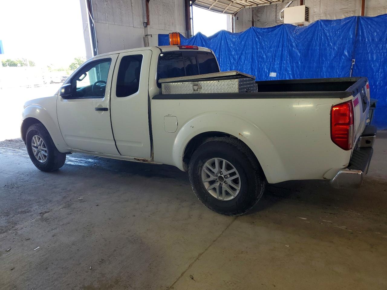 Nissan Frontier Sv V6