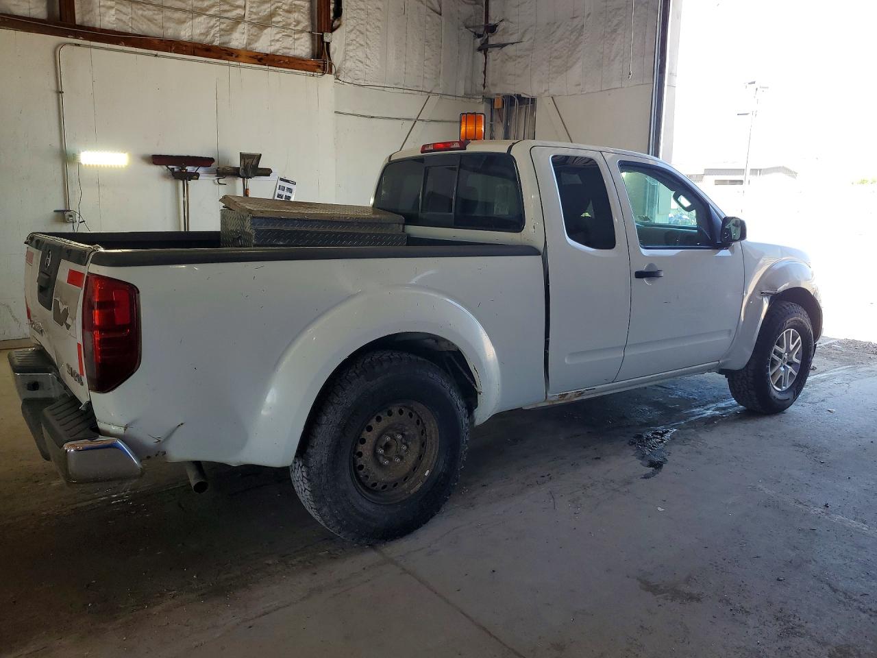 Nissan Frontier Sv V6