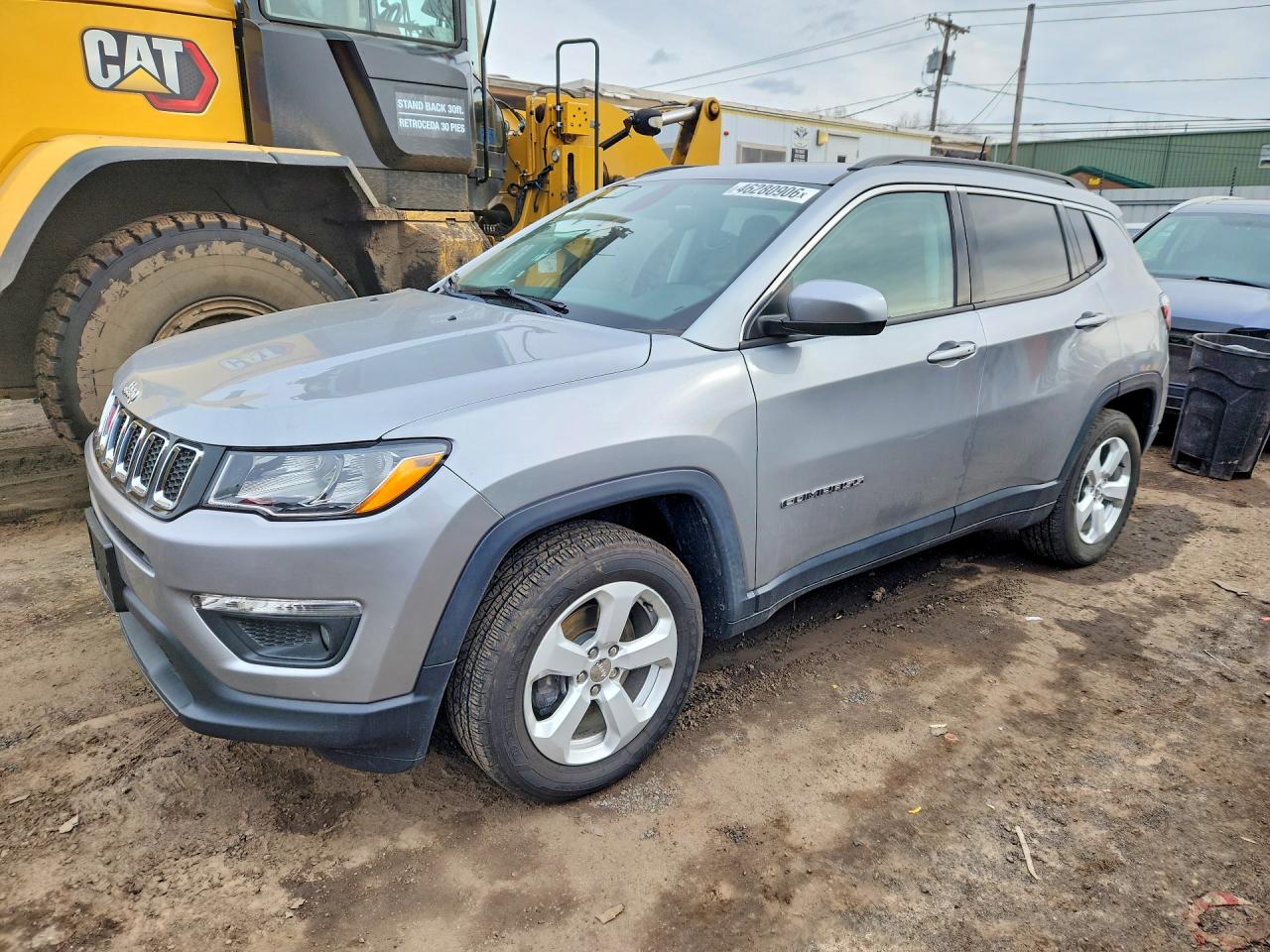 Salvage Jeep Compass Image