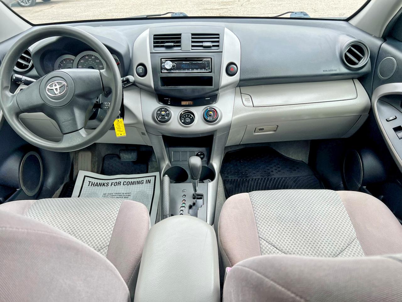 Toyota RAV4 Base