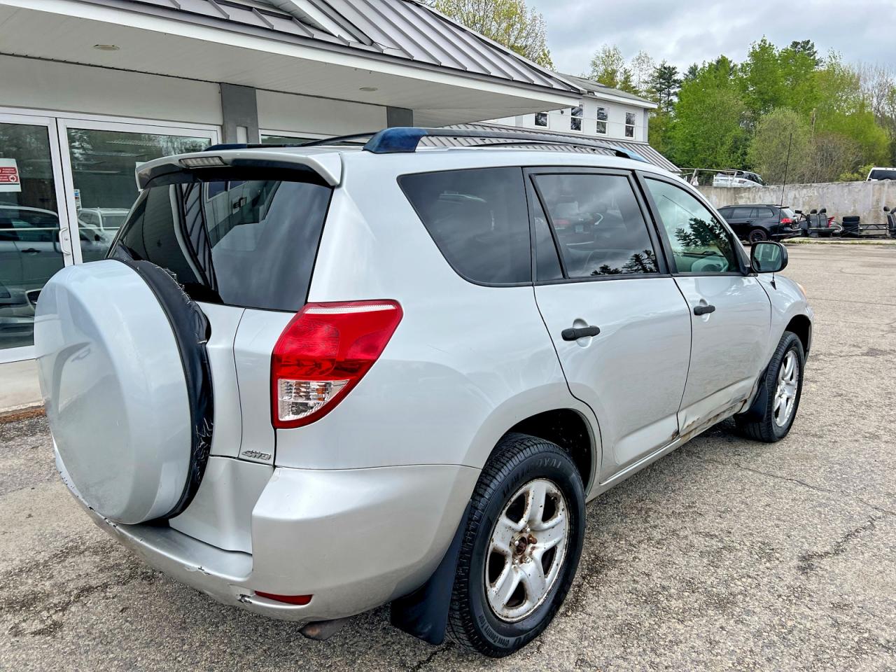 Toyota RAV4 Base