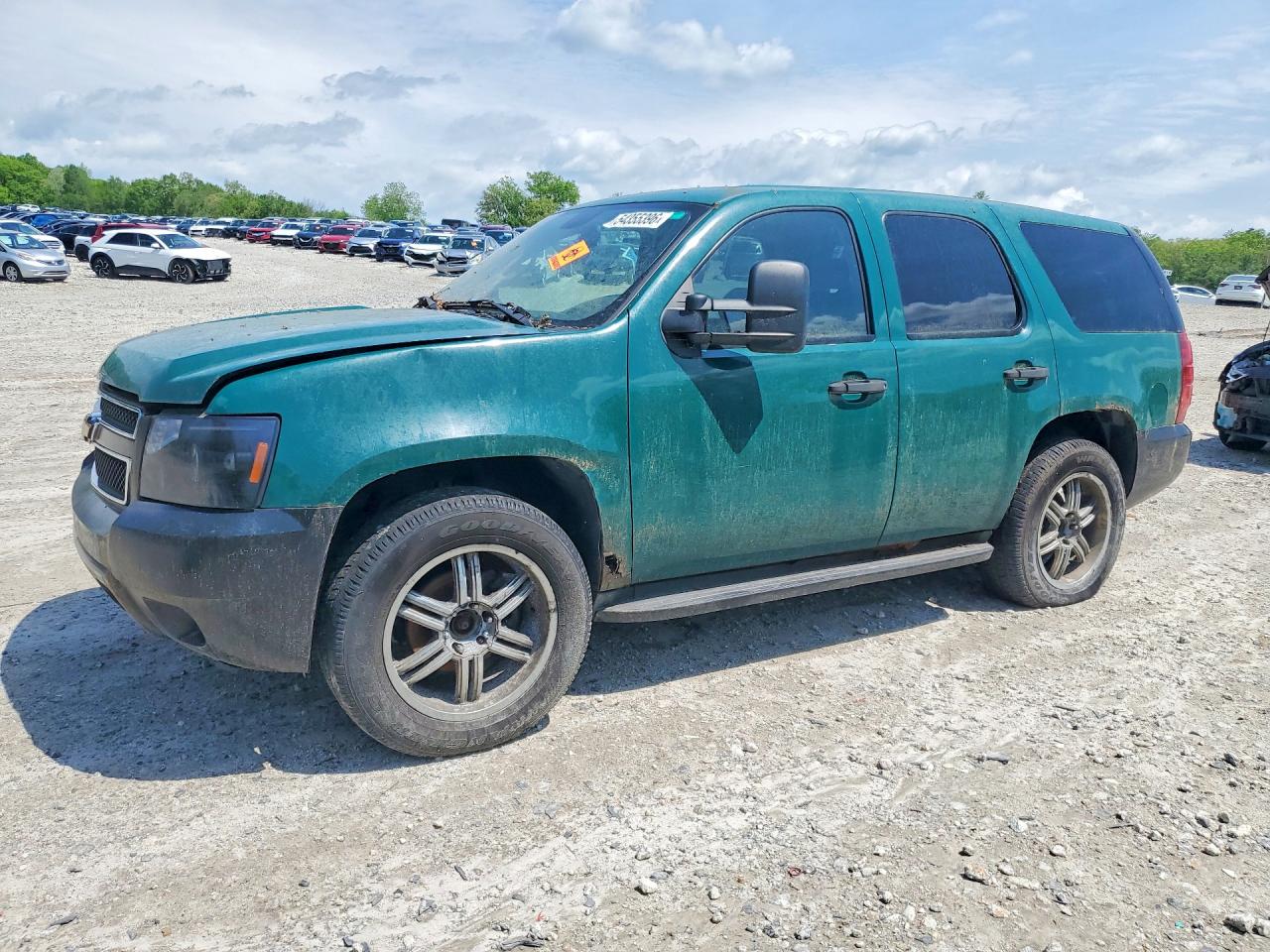 Salvage Chevrolet Tahoe Image
