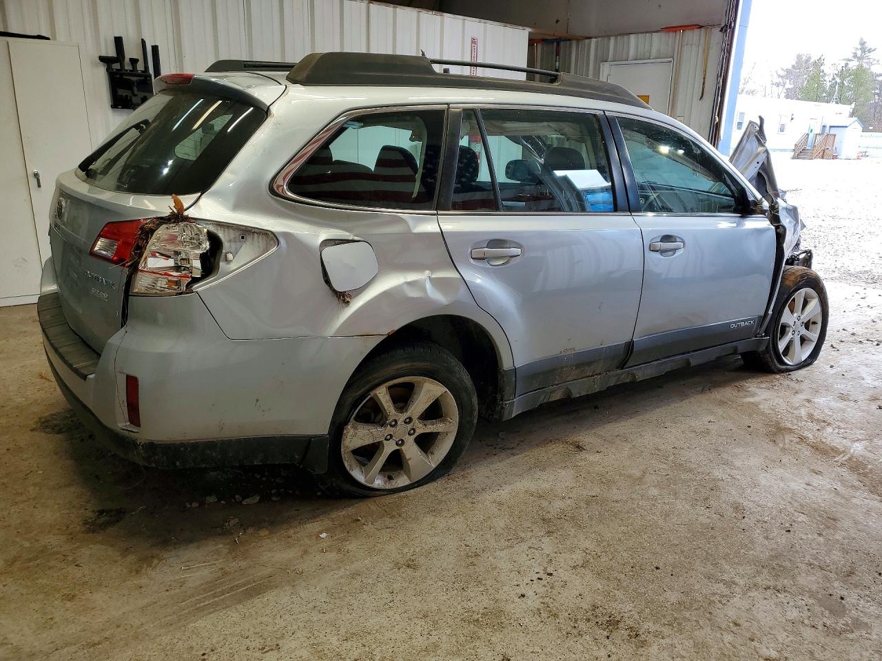 Subaru Outback 2.5i