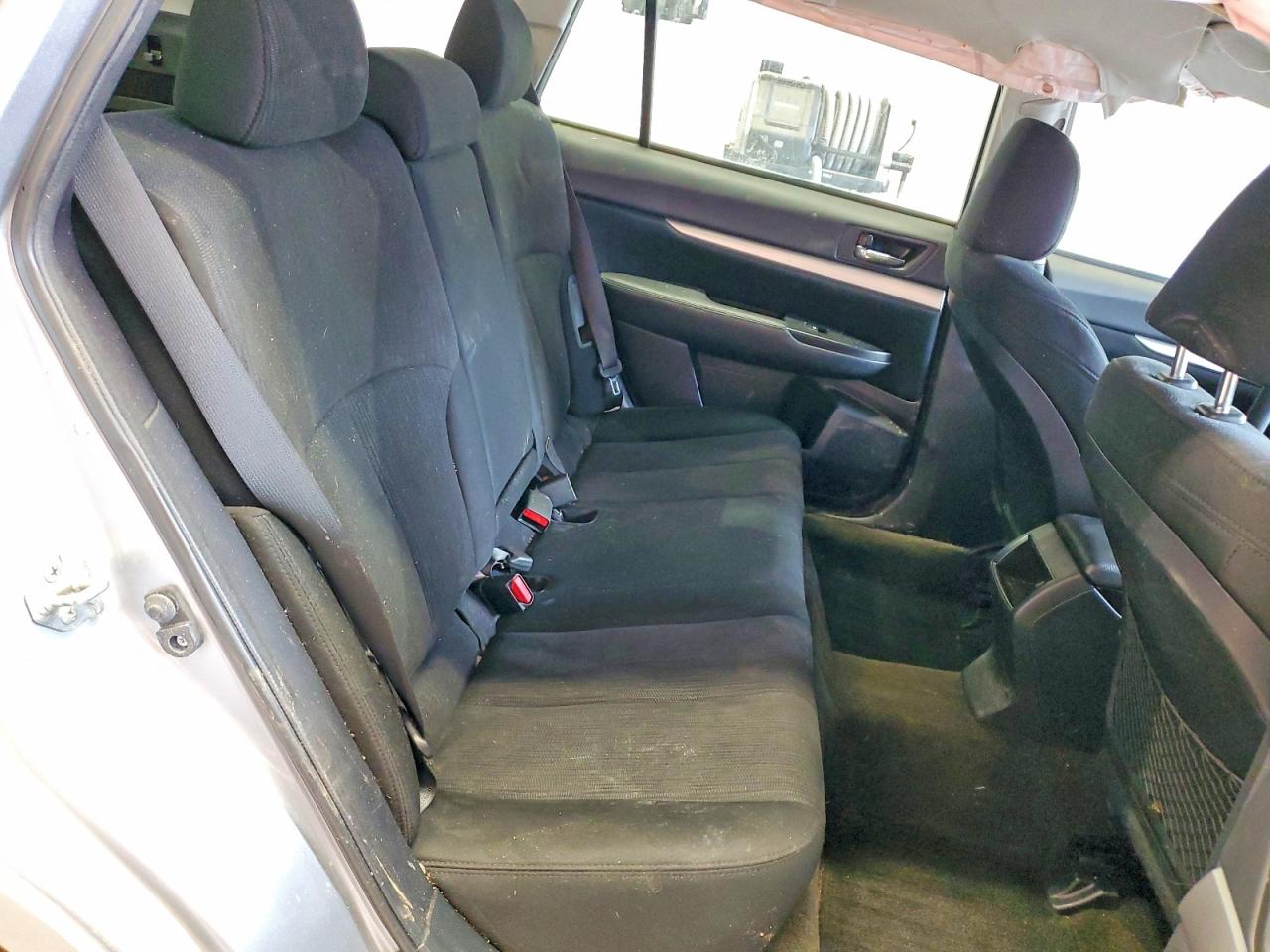 Subaru Outback 2.5i