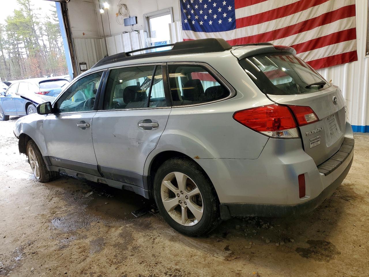 Subaru Outback 2.5i