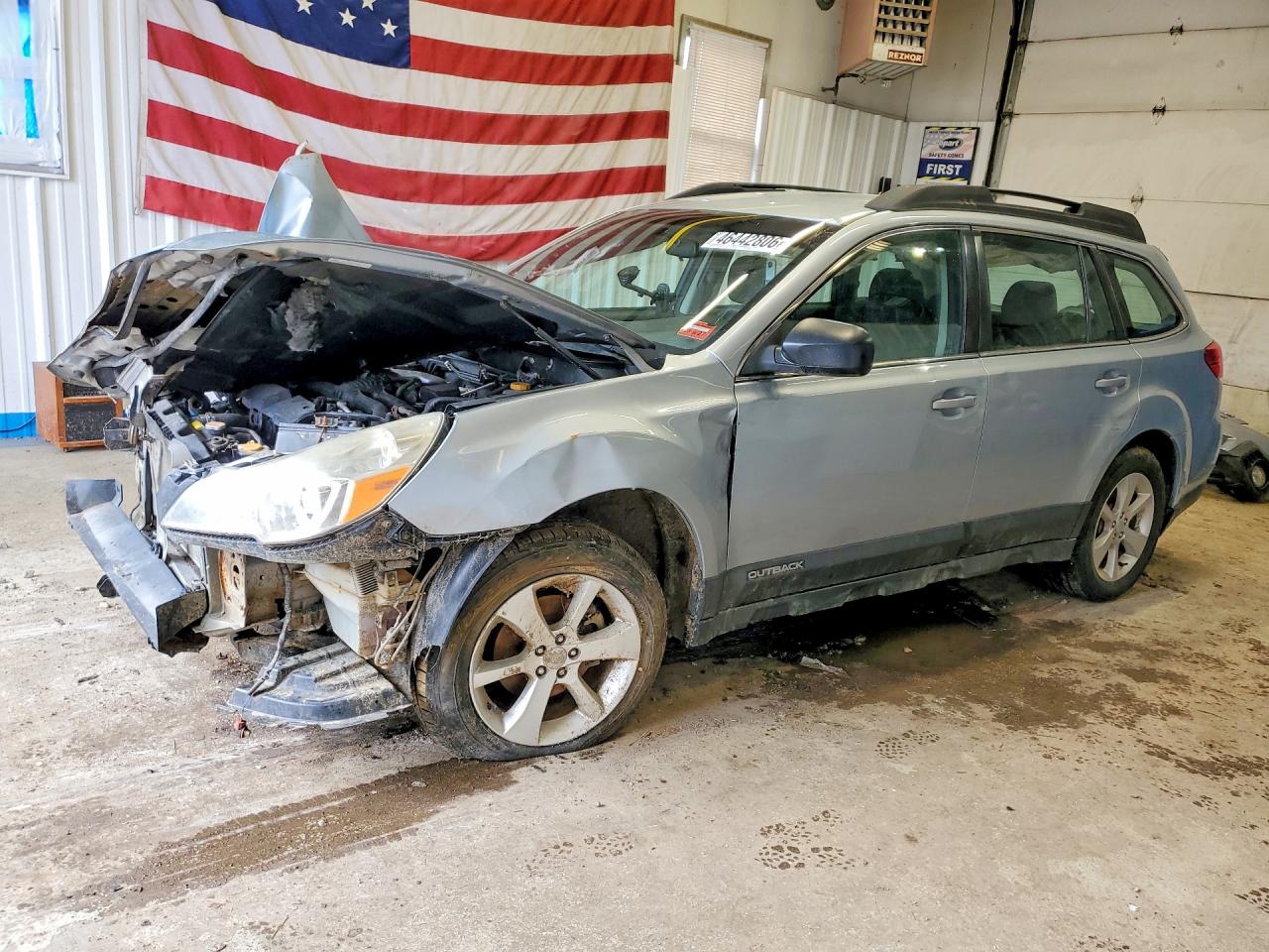 Salvage Subaru Outback Image