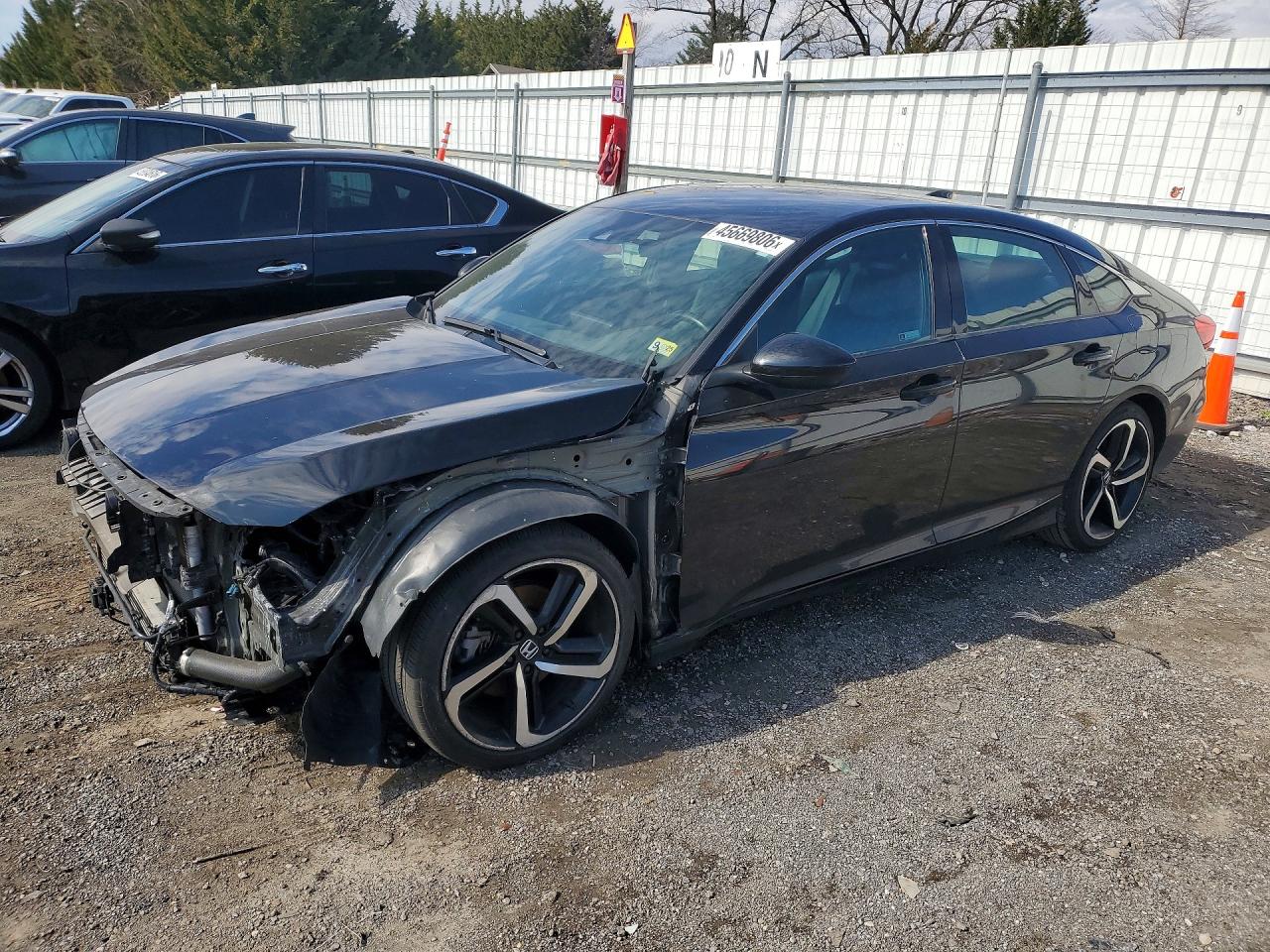 Salvage Honda Accord Image