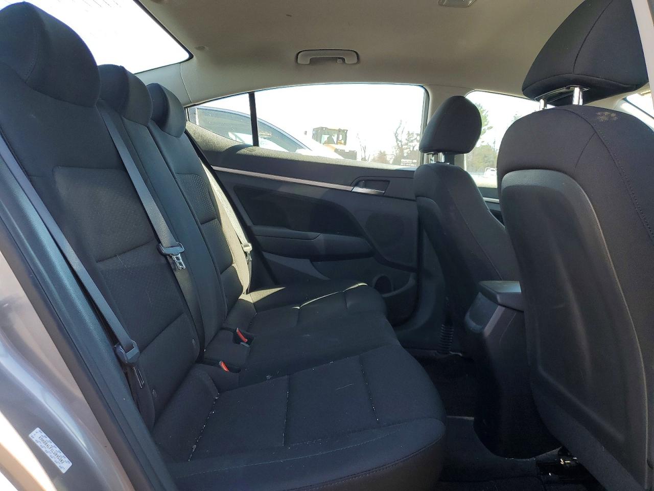 Hyundai ELANTRA Sel