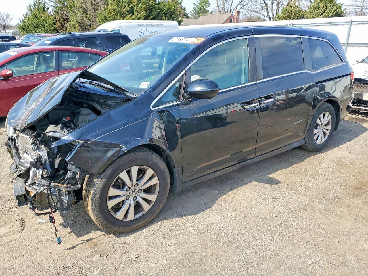 Salvage Honda Odyssey Image