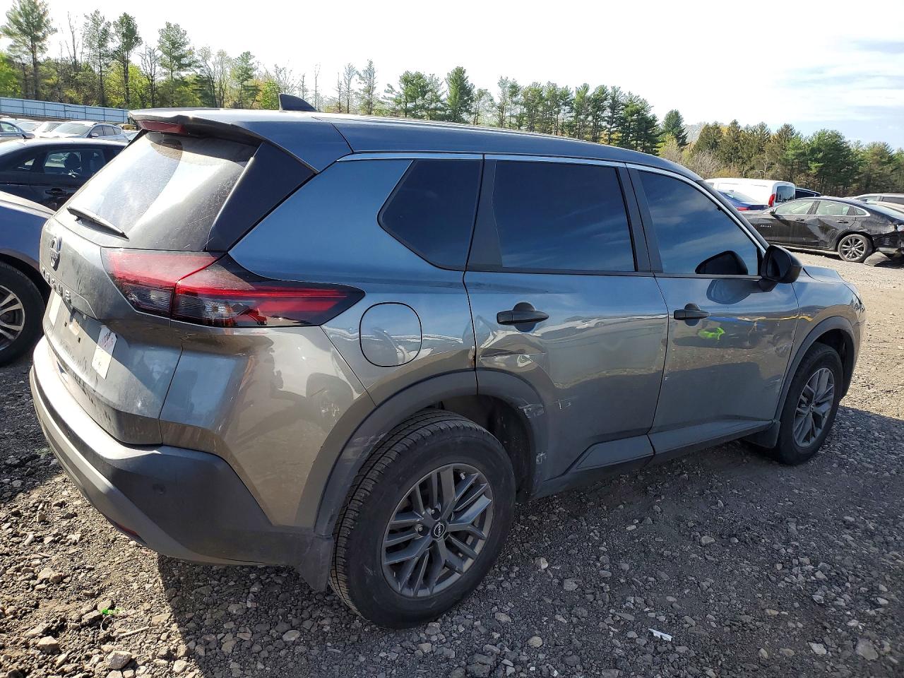 Nissan Rogue S