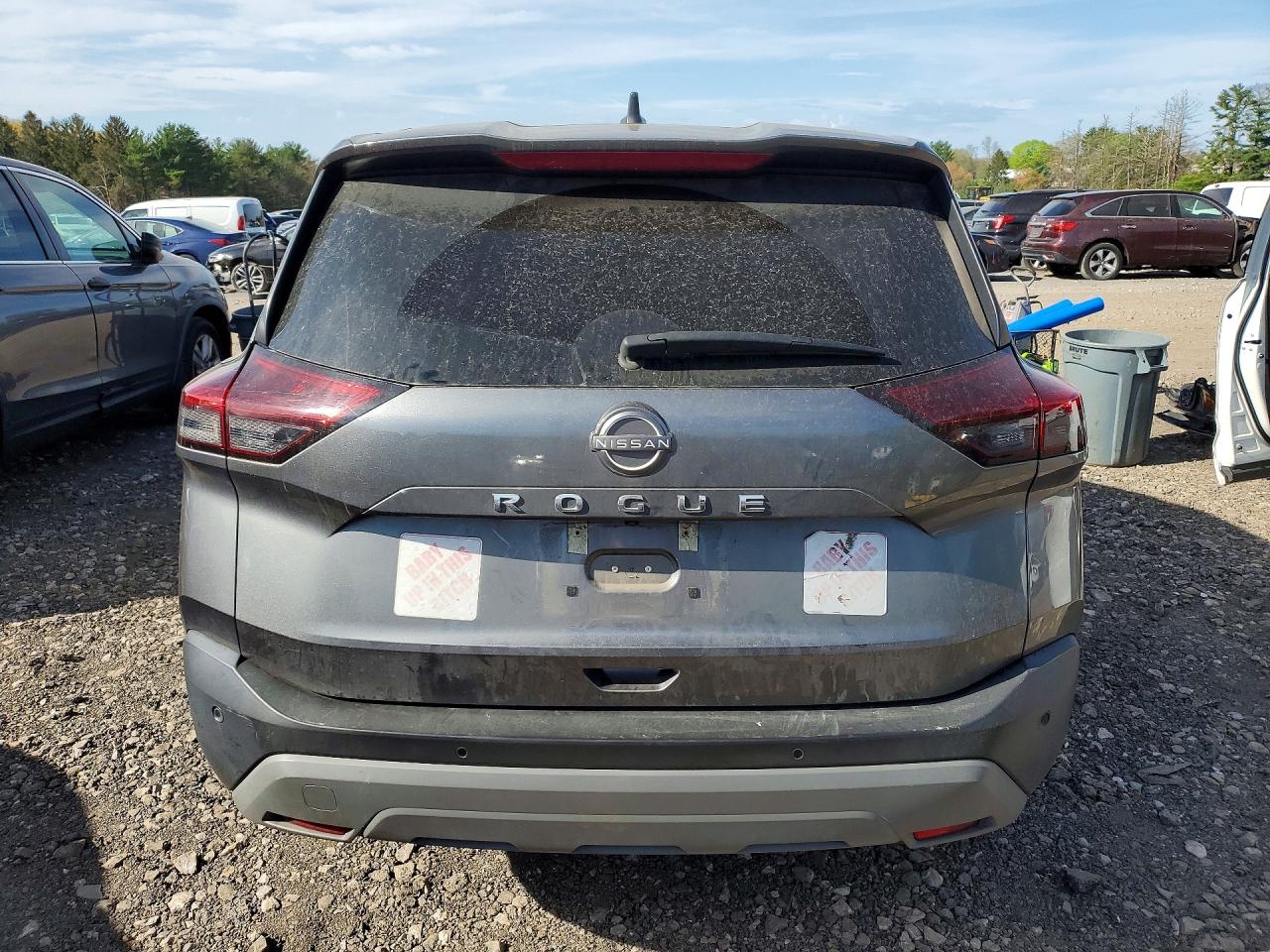 Nissan Rogue S