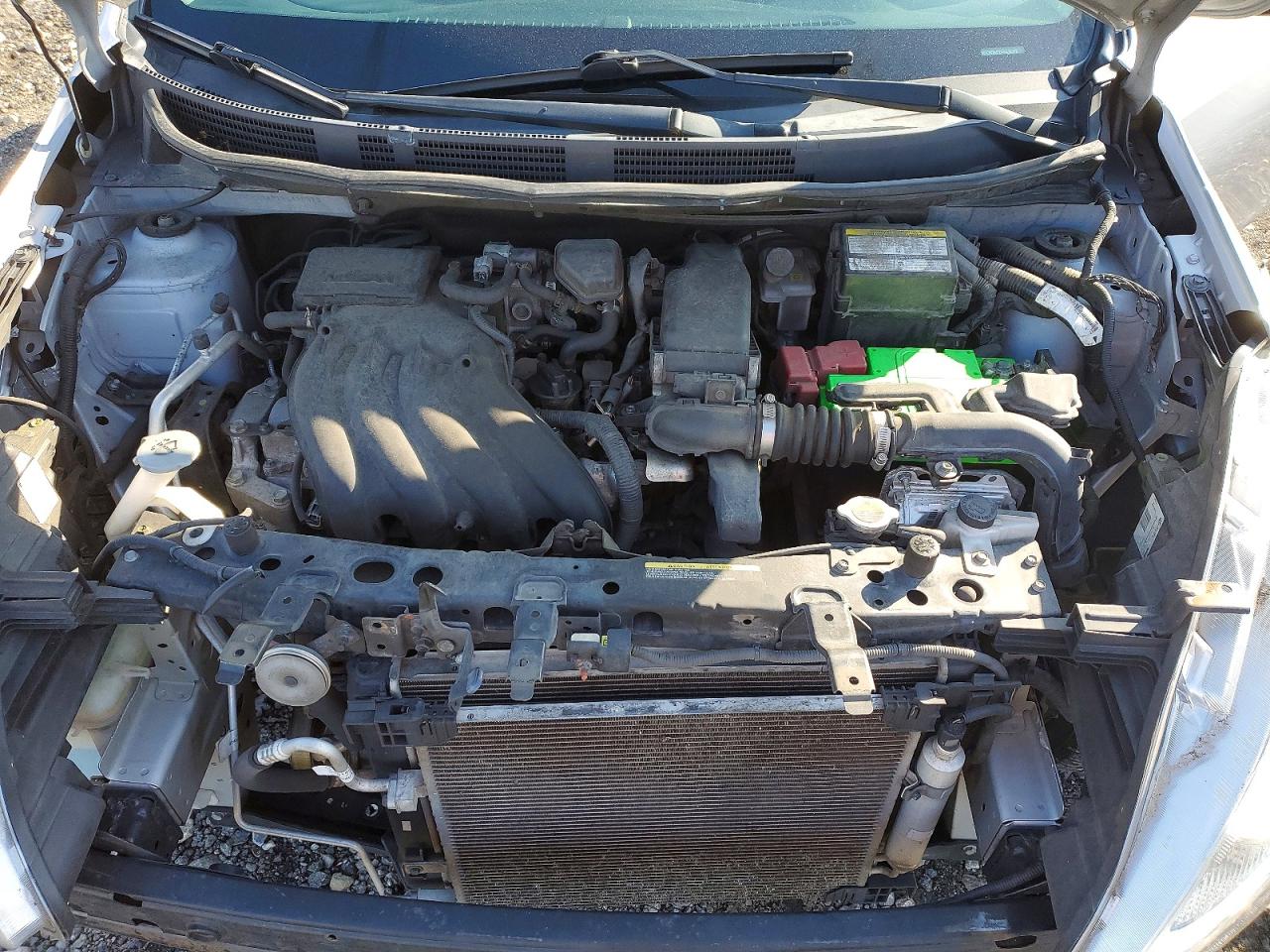 Nissan Versa 1.6 Sv