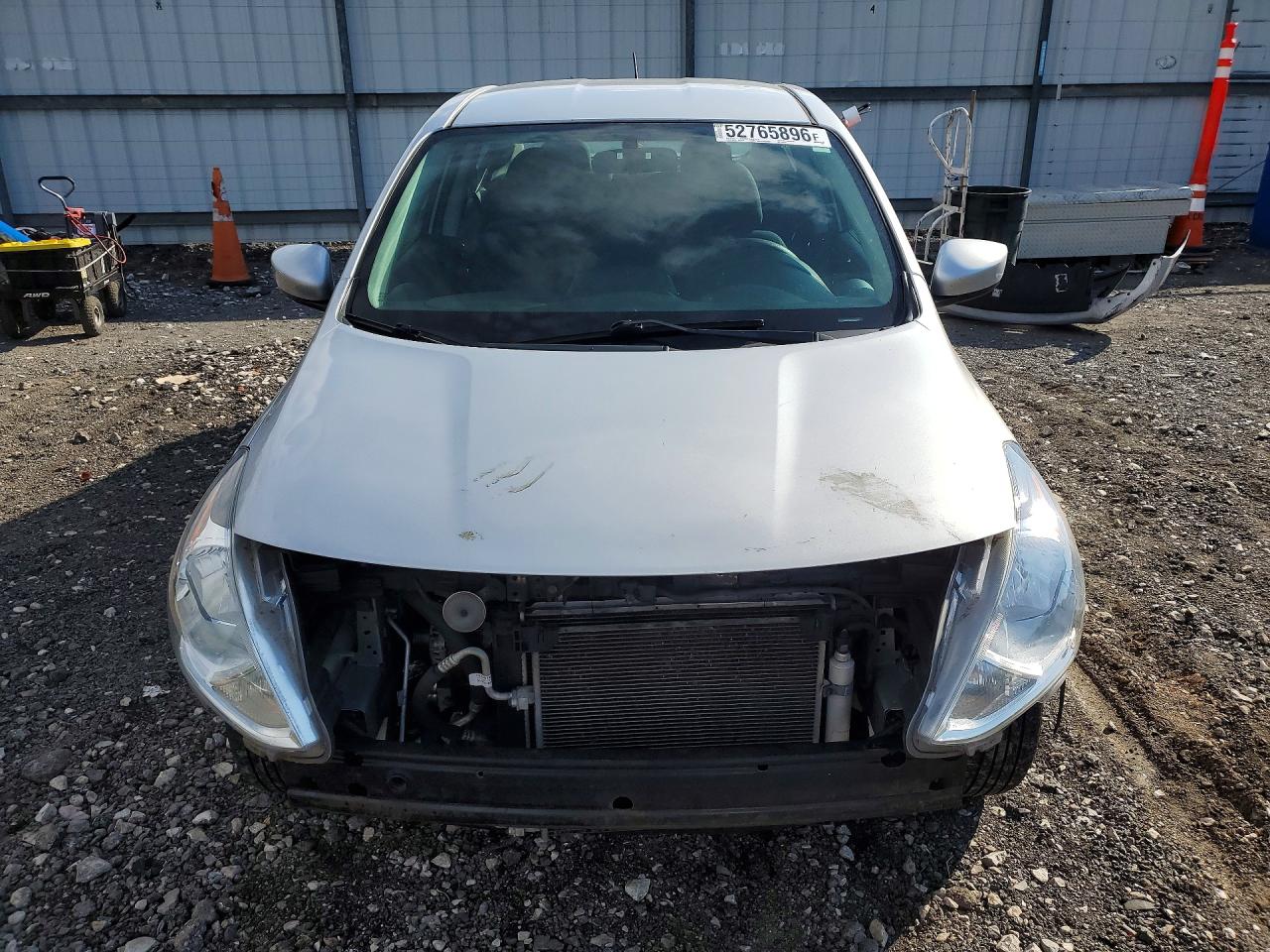 Nissan Versa 1.6 Sv