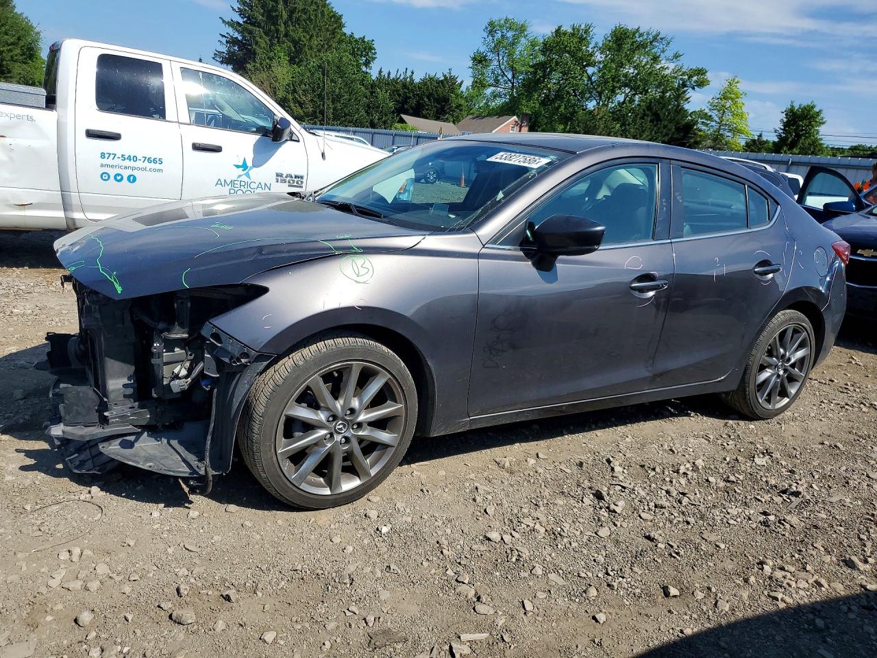 Salvage Mazda 3 Image