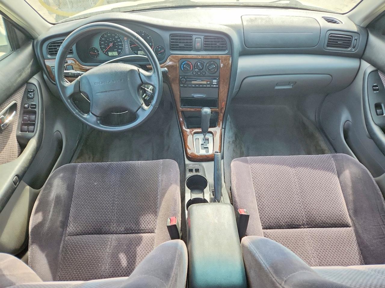 Subaru Legacy L
