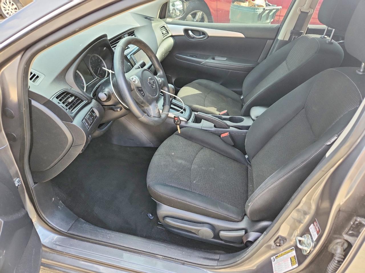 Nissan Sentra S